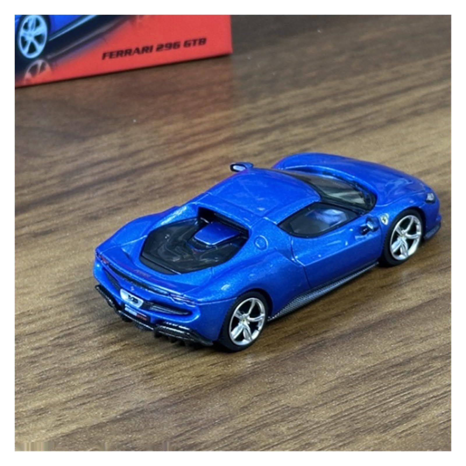 Metallo Scala Replica 1 64 Per Ferrari 296 GTB Blu Corsa Lega Berlina Modell Auto Da Collezione Wagon Giocattolo Per Gli Amanti Delle Hobby Veicoli Giochi Set
