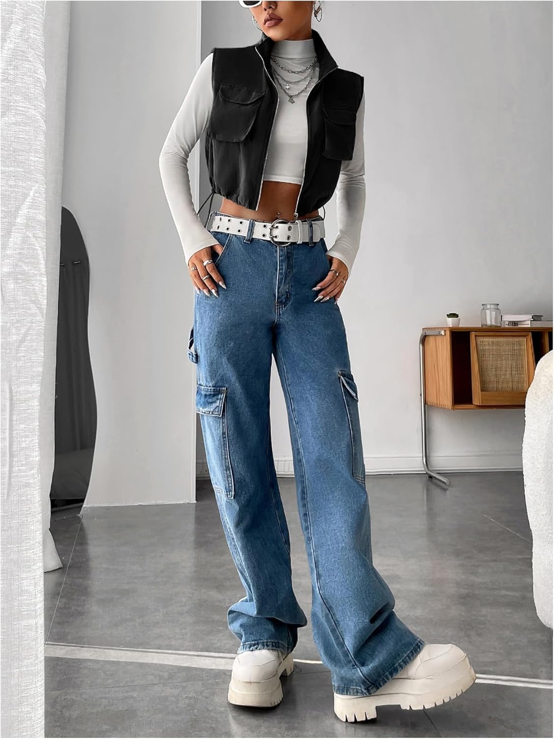 Verdusa Women's Zip Up Lightweight Padded Crop Vest Jacket Fall Clothes Stand Collar Gilet with Flap Pockets - Image 5