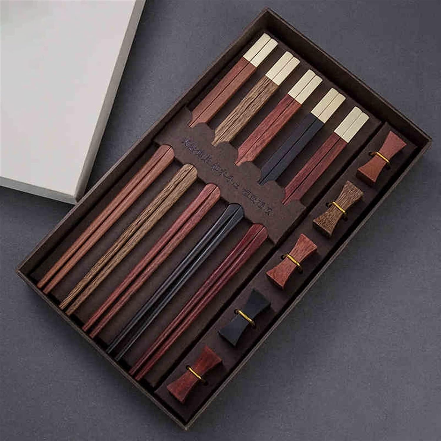 Coffret Cadeau De 5 Baguettes Et Repose-Baguettes, Baguettes en Bois Réutilisables Et Légères pour Ramen, Gold