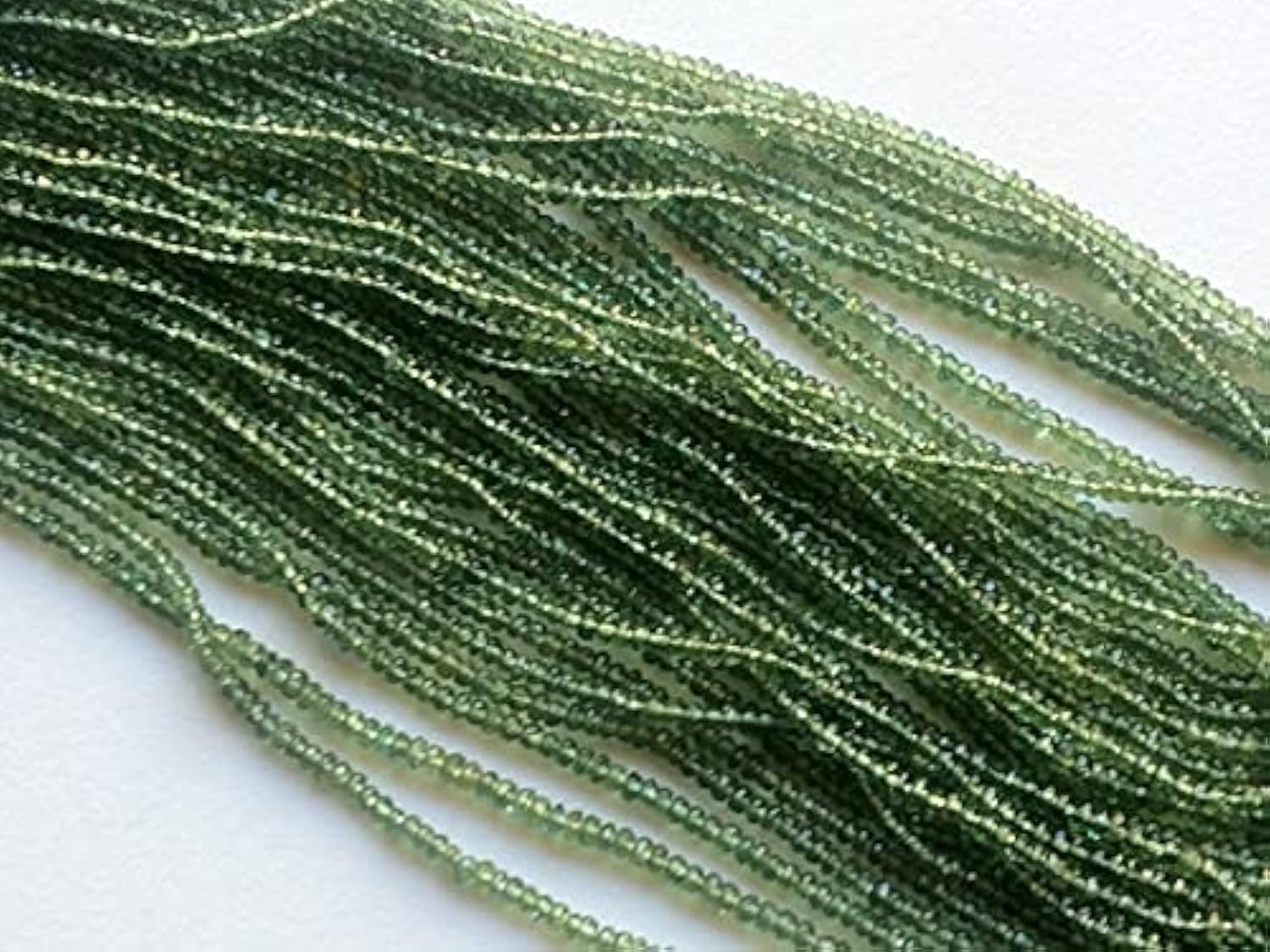Perles apatite verte naturelle en fil de 13 pouces pour création de collier de pierres
