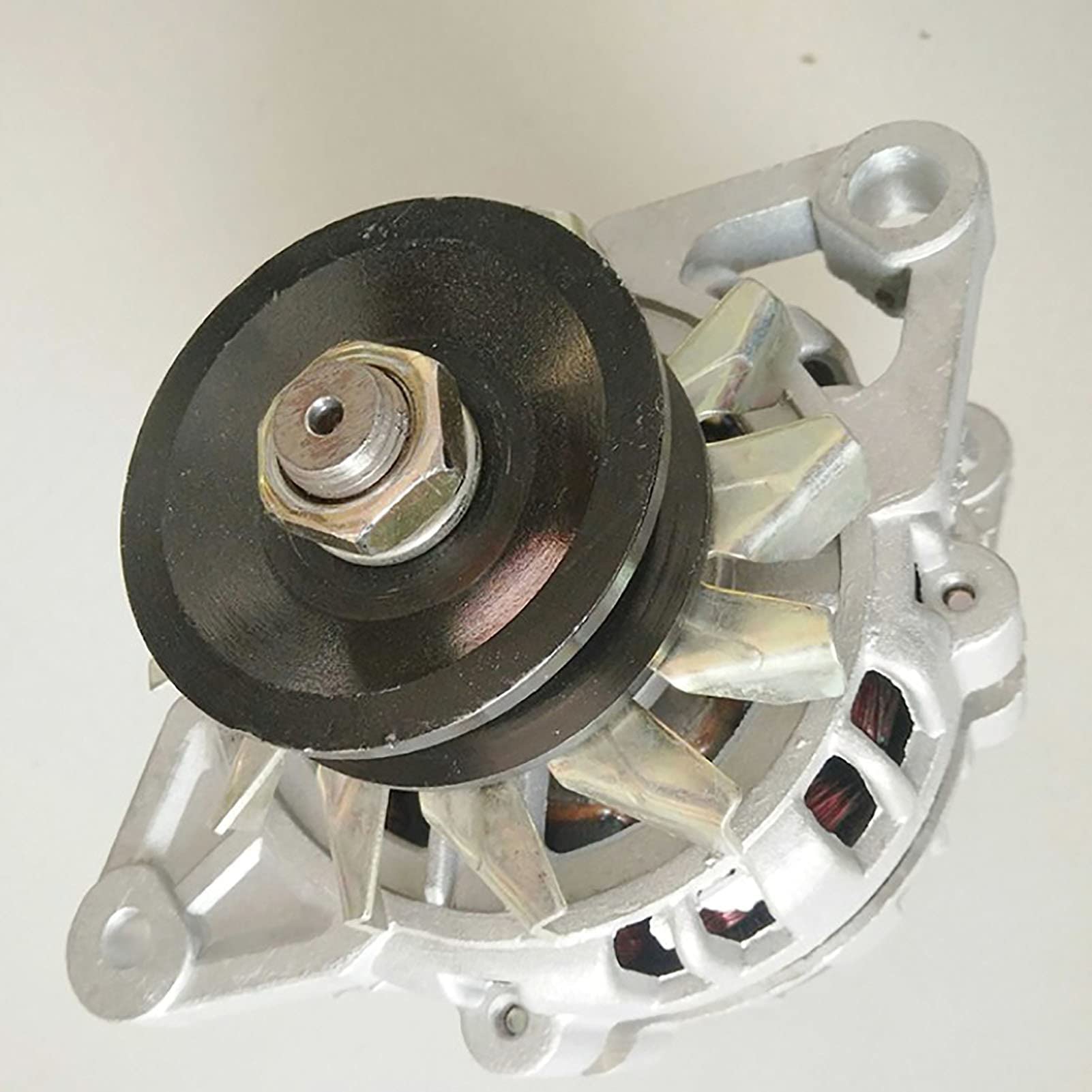 Lichtmaschine 220 V 1500 W Permanentmagnet-Generator, 1500 W Konstantspannungs-Generator mit Neuer Permanentmagnet-Radriemenscheibe aus reinem Kupfer.