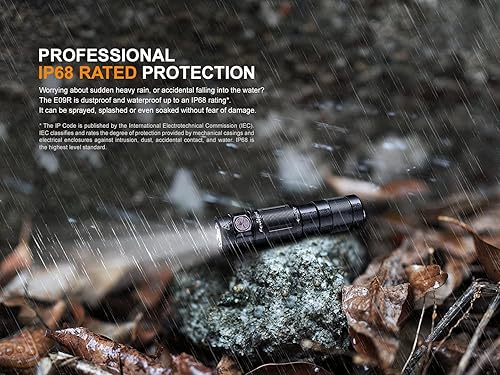 Miniatura 14 de Phoenix E09R - Luz negra, 3.1 pulgadas (3.1 in), linterna, LED SST20, brillo hasta 600 lúmenes, recargable