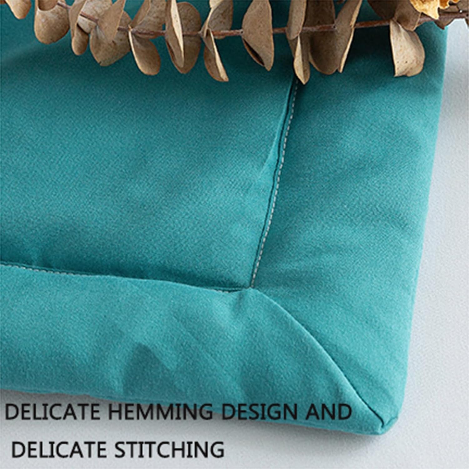 Lightweight Summer Duvet, Fine Soft and Comfortable Quilt, Lightweight and Comfortable, Lightweight and Breathable, Machine Washable (D, 150 x 200 cm)