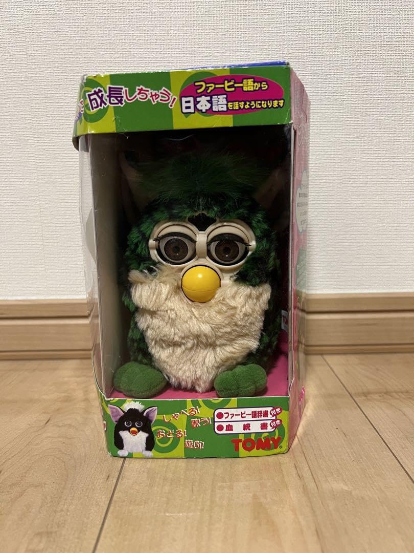 初代ファービー　furby 箱付き Amazon.co.jp: 初代ファービー furby 箱 : おもちゃ