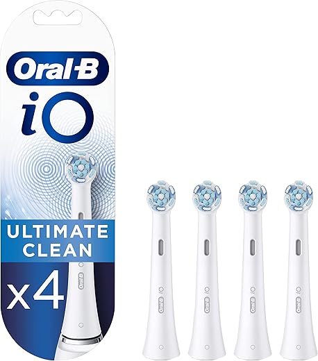 Oral-B iO Ultimate Clean Testine Spazzolino Elettrico, Confezione da 4 Testine di Ricambio Bianche, Rimuove il 100% della Placca, Progettate Esclusivamente per il tuo Oral-B iO