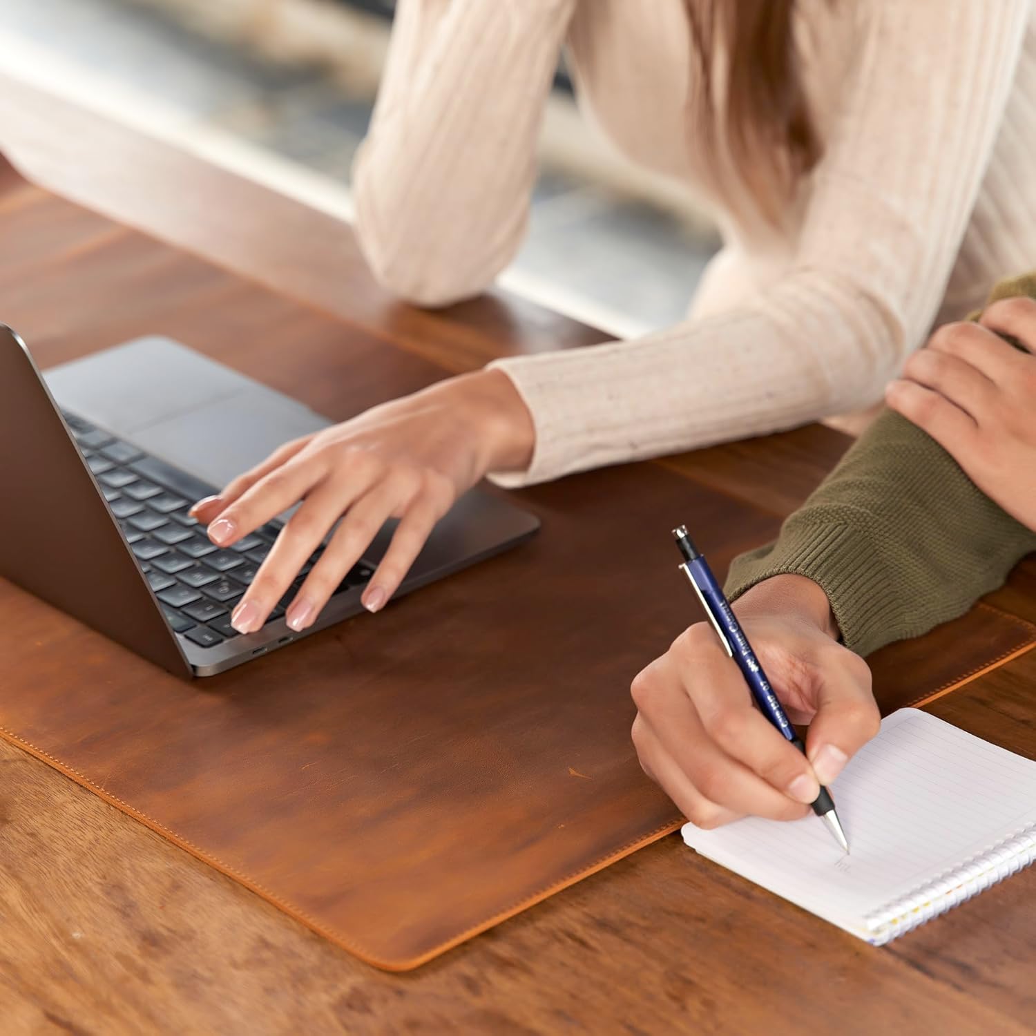 Customized Handmade Leather 31.8"x15.8" Desk Mat, Handcrafted Genuine Leather Desk Pad for Office, Personalized Protective Mouse Pad, Large, Black