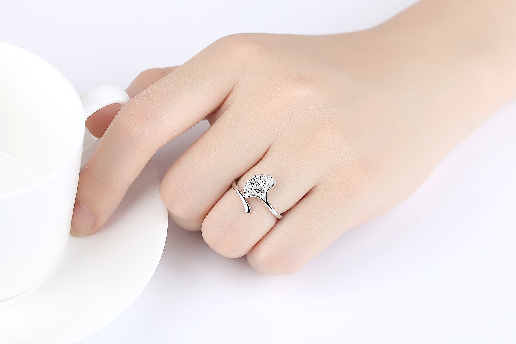 GemShadow - Anillo de plata de ley 925 para mujer, diseño de hojas de ginkgo
