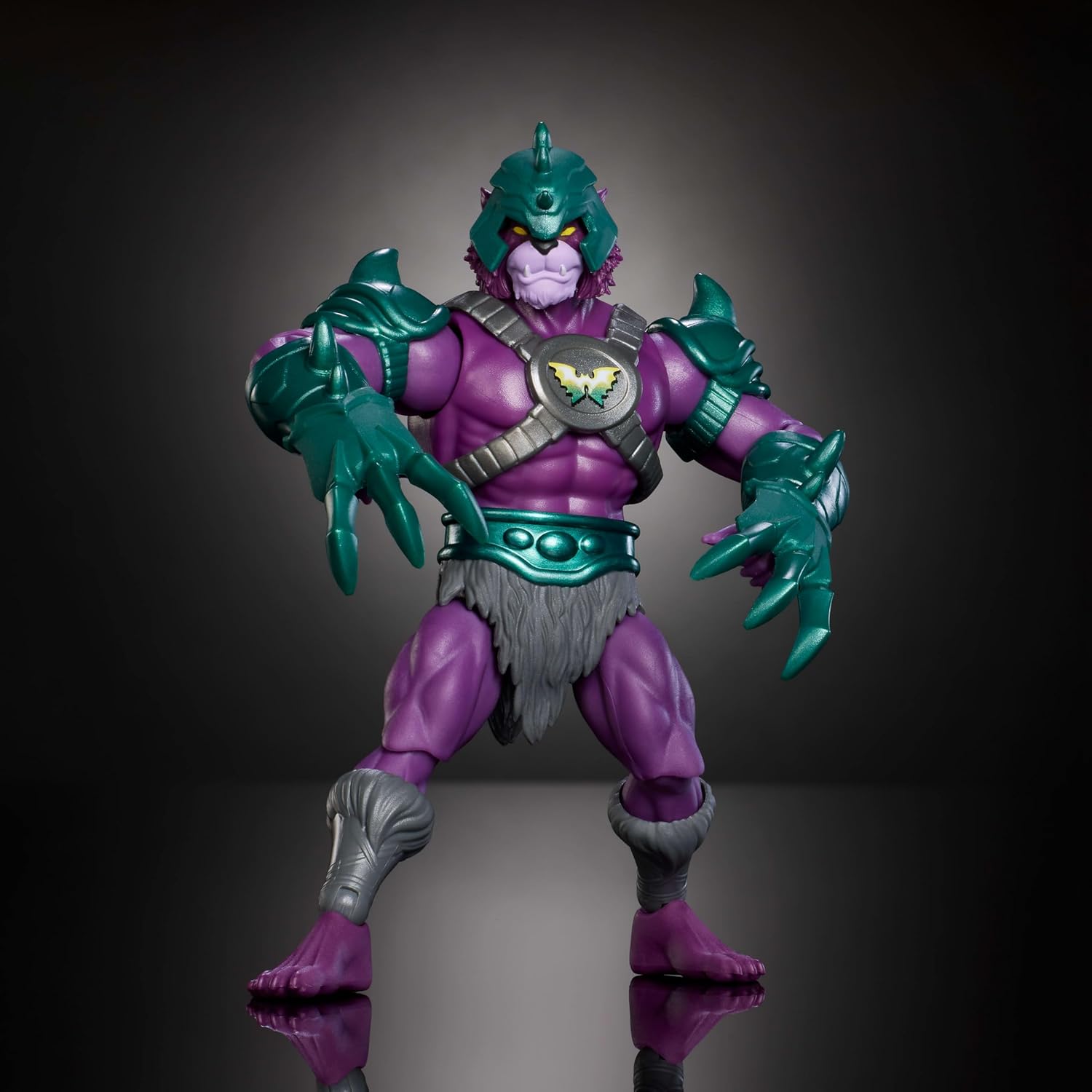 Masters of the Universe Origins & Thundercats Action Figure, Panthor Man Toy, 1980s TV Crossover, 5.5 Inch Posable with Battle Claws, Collector Card