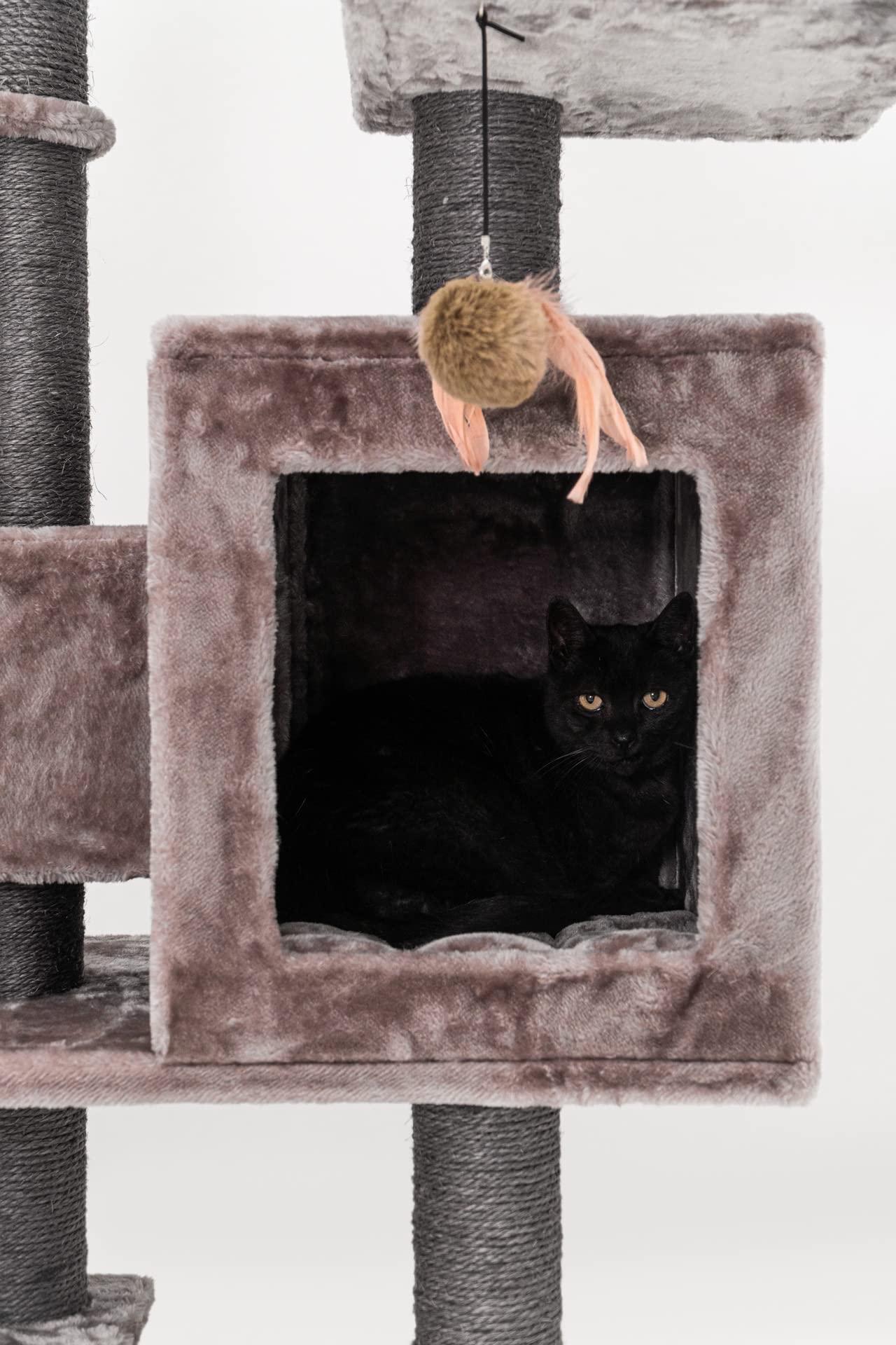 Petrebels Kratzbaum Stabil für mehrere Katzen, Cleopatra 134 cm, Cappuccino | mit dicke Bodenplatte, Ø 9 cm Stämme, waschbaren Kissen, Hängematte, Höhle & Loungesofa, auch ideal für Senioren und Kätzchen