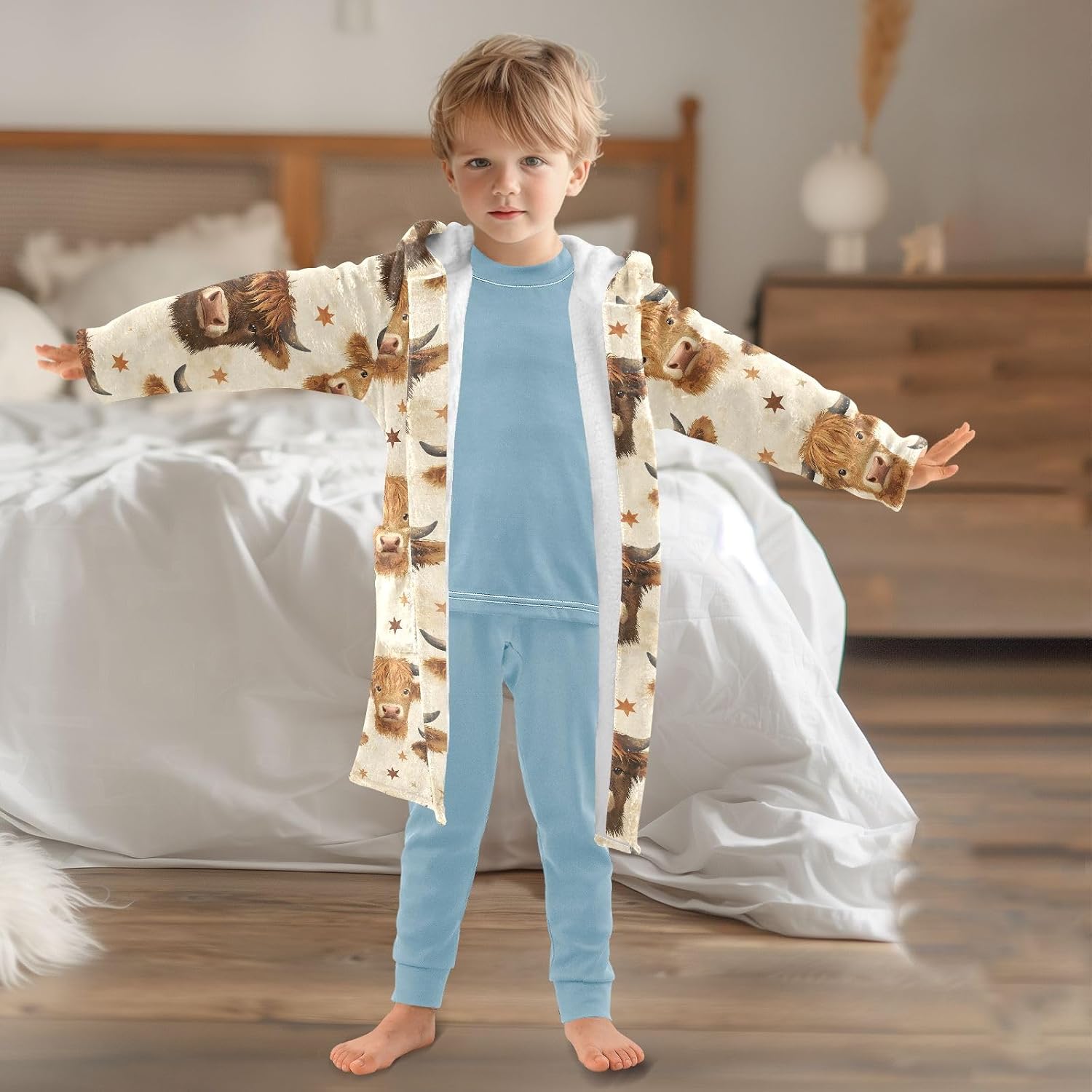 Cute Bathing Capybara with Hearts Toddler Hooded Bathrobe for Boys Girls Soft Plush Bath Towel Robe 2-12 Years