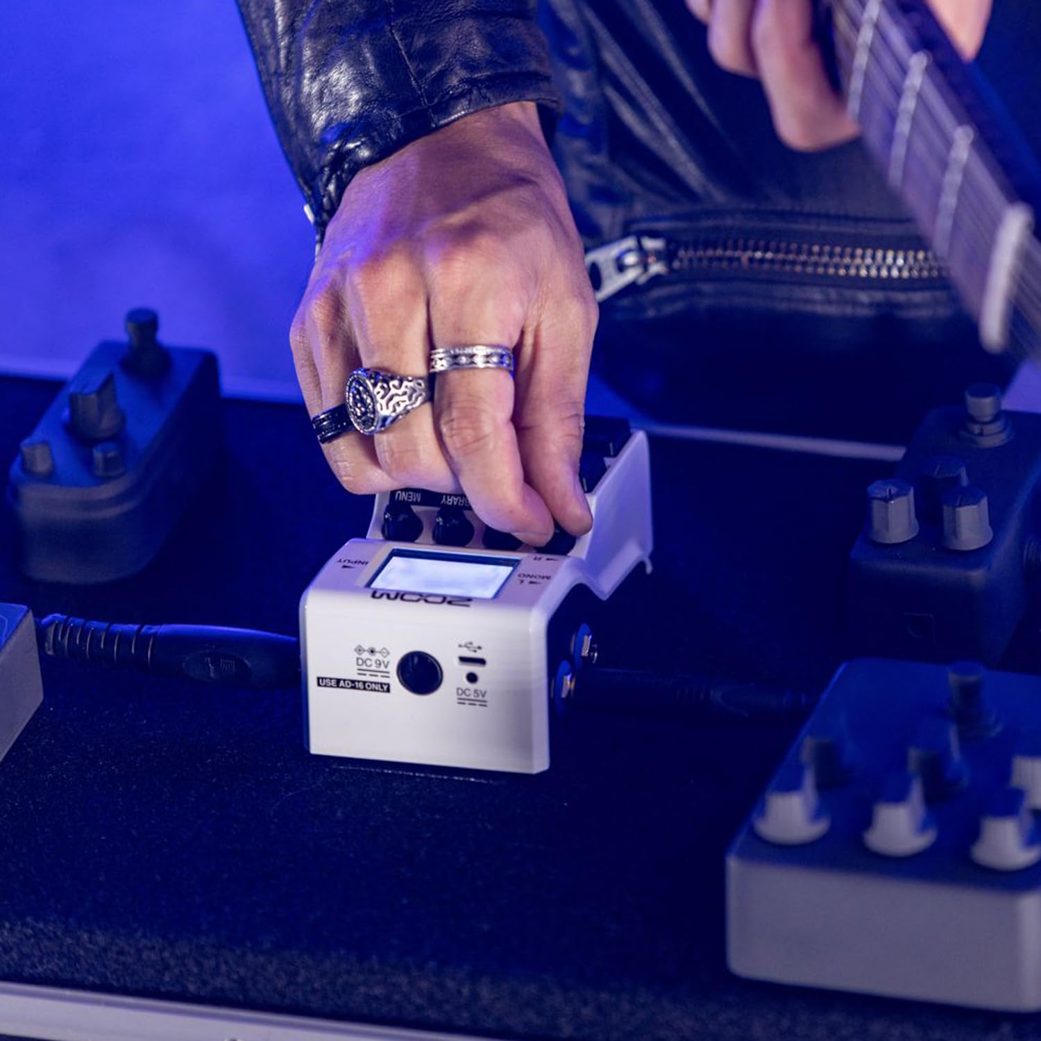 Zoom MS-50G+ MultiStomp Pedal Gitarren-Effektgerät + keepdrum Netzteil 9v