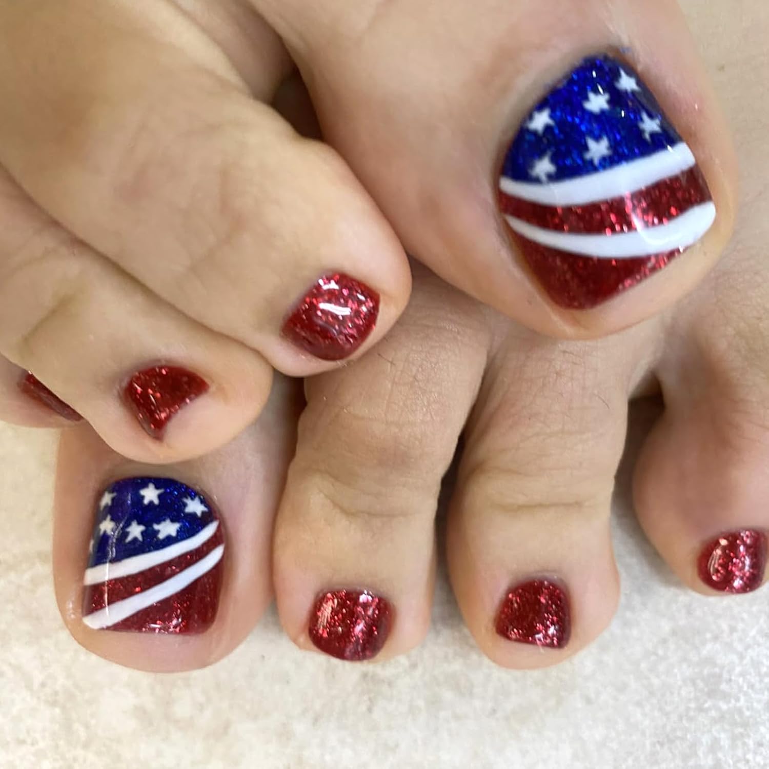 Independence Day Press on Toenails Short Square Fake Toe Nails with American Flag Design Red Blue False Toenails 4th of July Toe Nails Press on Summer Glossy Acrylic Toenails for Women 24Pcs
