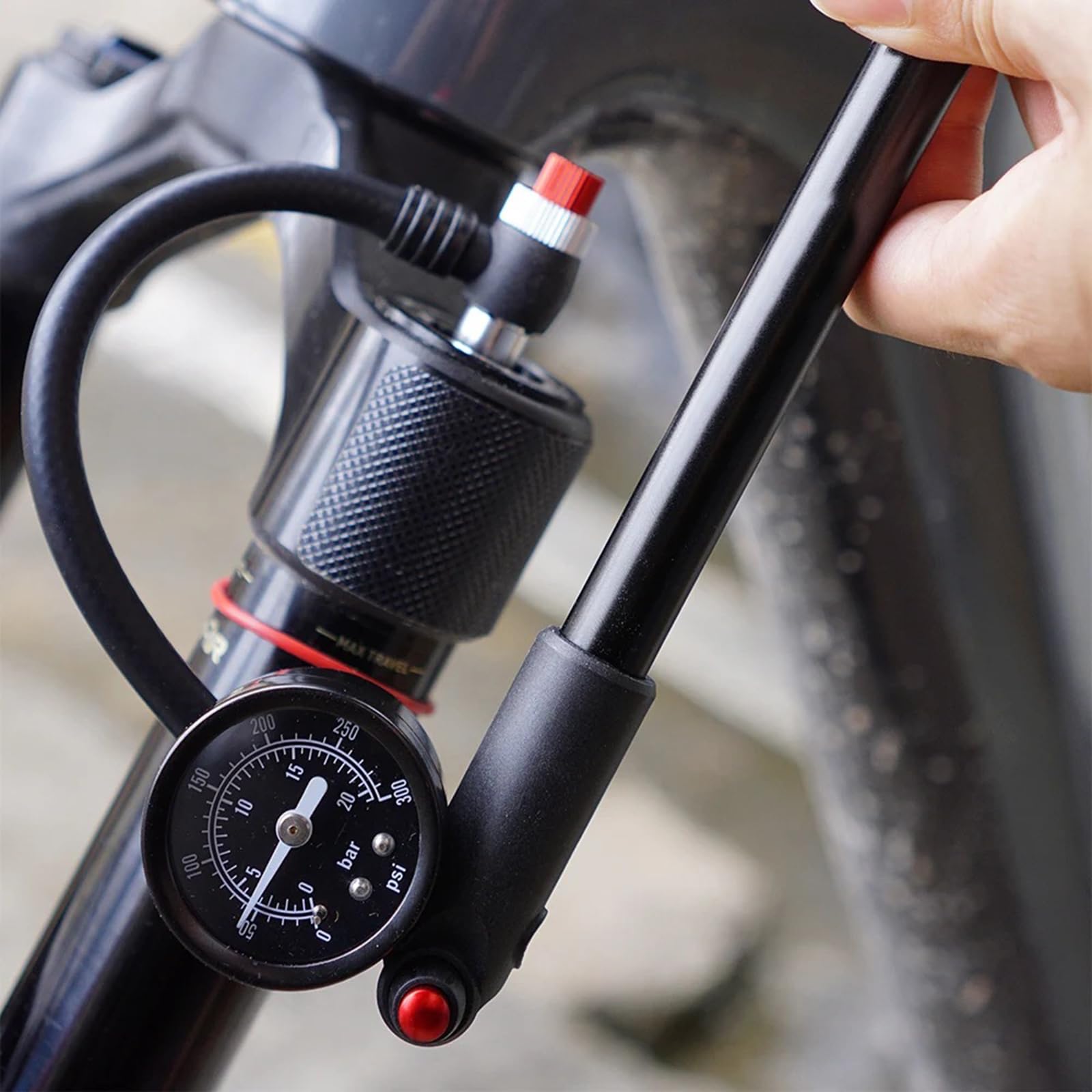Tragbare Mountainbike-Stoßpumpe, 300 Psi, Hochdruck-Vordergabelpumpen mit Manometer und Entlüftungsknopf, einfach zu bedienen