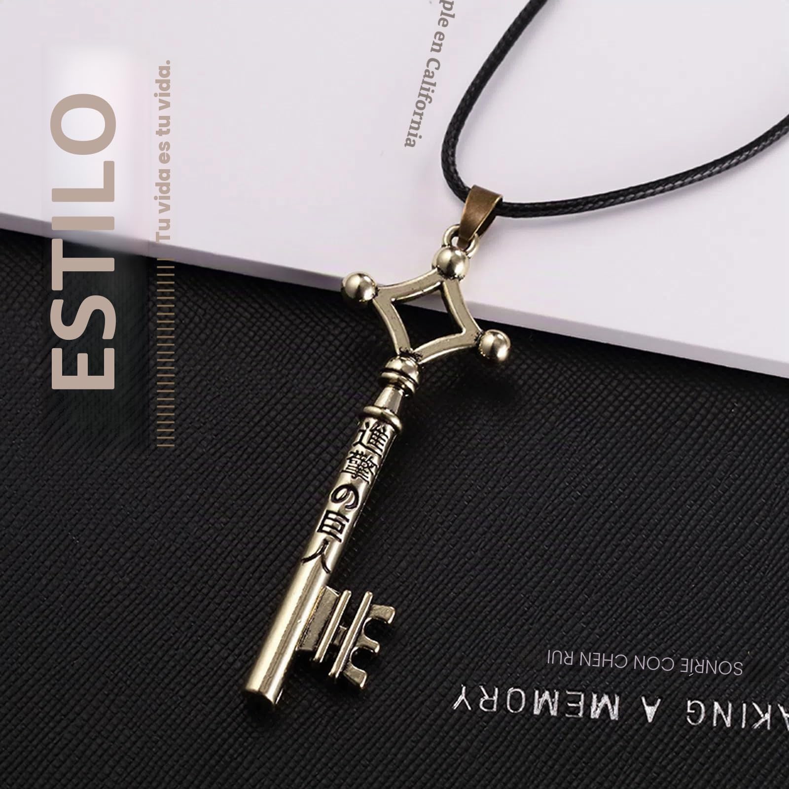 Collar con llave de ataque, popular colgante de joyería de aleación de anime, collar con llave del sótano de Eren revelando la verdad del mundo, joyería clásica de cosplay para fanáticos, 0
