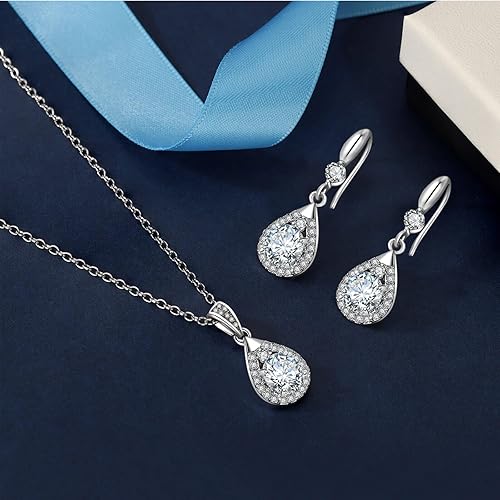 Vista 5 de WEESMILE Juego de joyas de boda para mujer Juego de collar y aretes de circonita cúbica Juego de collar chapado en oro de 18 quilates Regalos