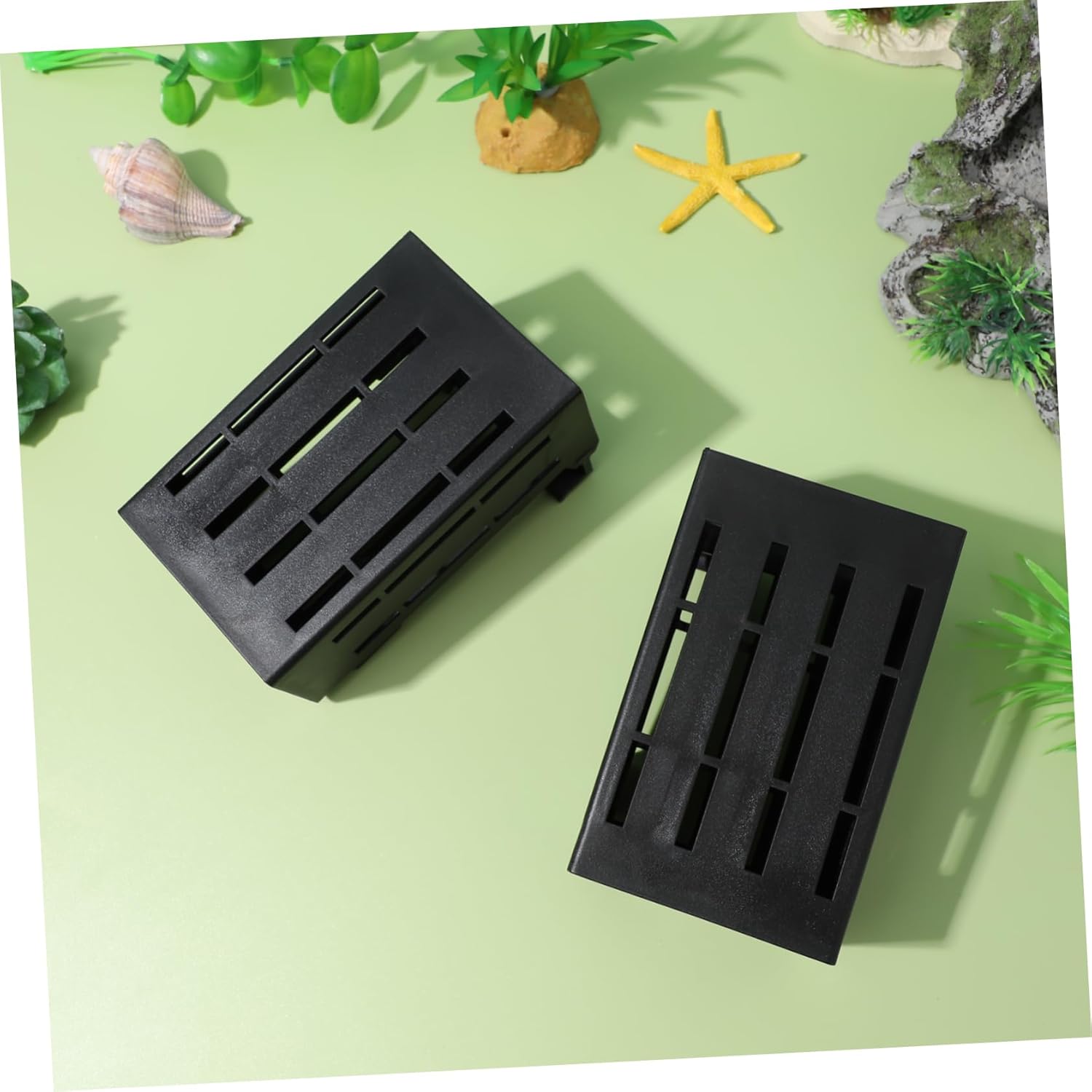 VOSAREA 4PCS Hanging Aquarium Plant Holder Aquatic Plants Fish Tank Plants Pot for Fish Shrimp Plant Cultivation (10 Hooks)
