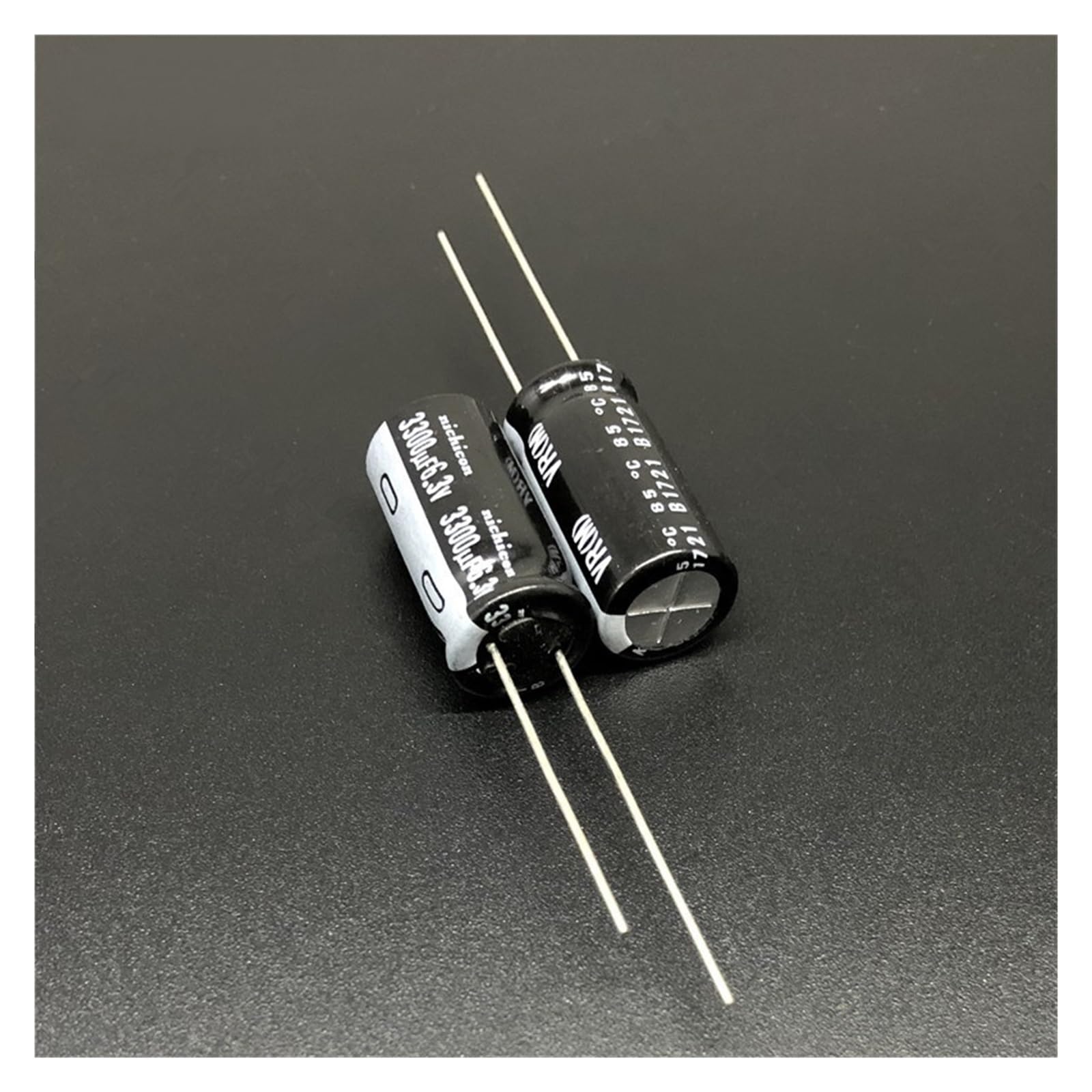 Condensateur électrolytique en aluminium VR 3300 uF 6.3 V pour vos projets audio diy