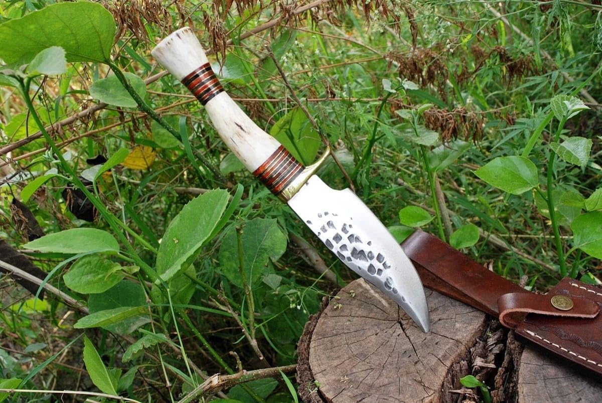 Custom Handmade Hunting Knife, Hammered Steel Blade, Stag Handle with Leather Sheath, Tactical Fixed Blade Bowie