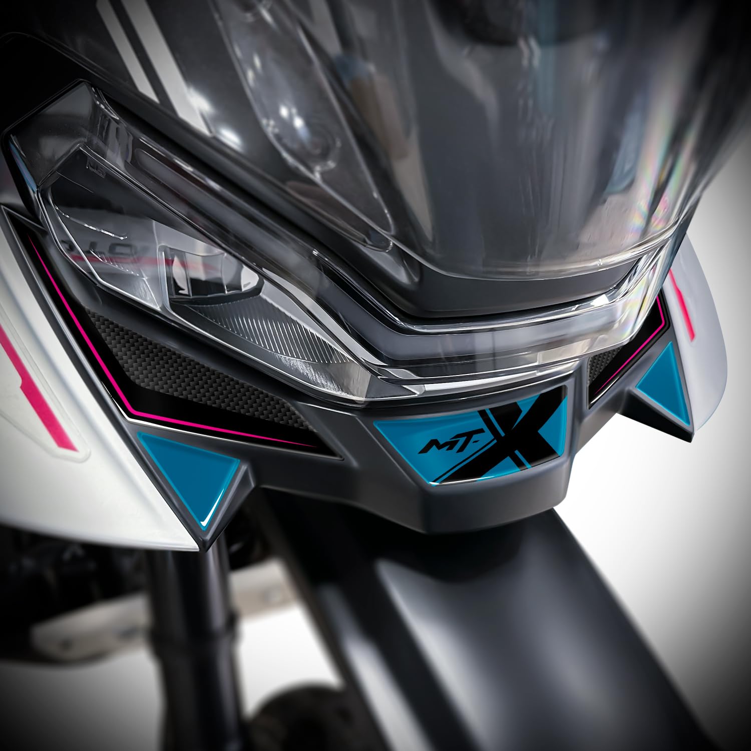 Adhésif frontal Résine 3D pour CFMoto 800 MT-X : roulez serein en tout-terrain
