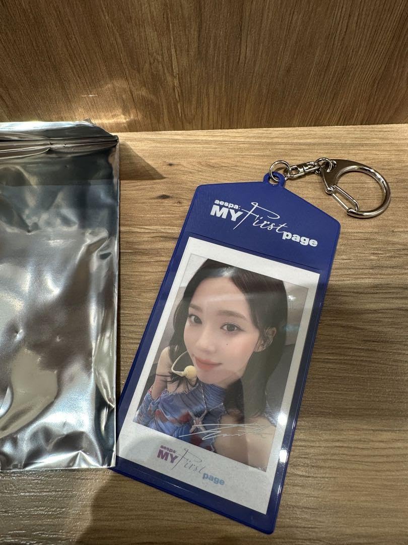 aespa カリナ MY First page 映画 帽子 特典 限定 トレカ aespa カリナ MY First page 映画 帽子 特典 限定 トレカ