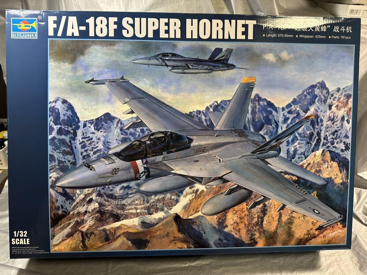 Amazon.co.jp: 1/32 トランペッター F/A-18F スーパーホーネット  
