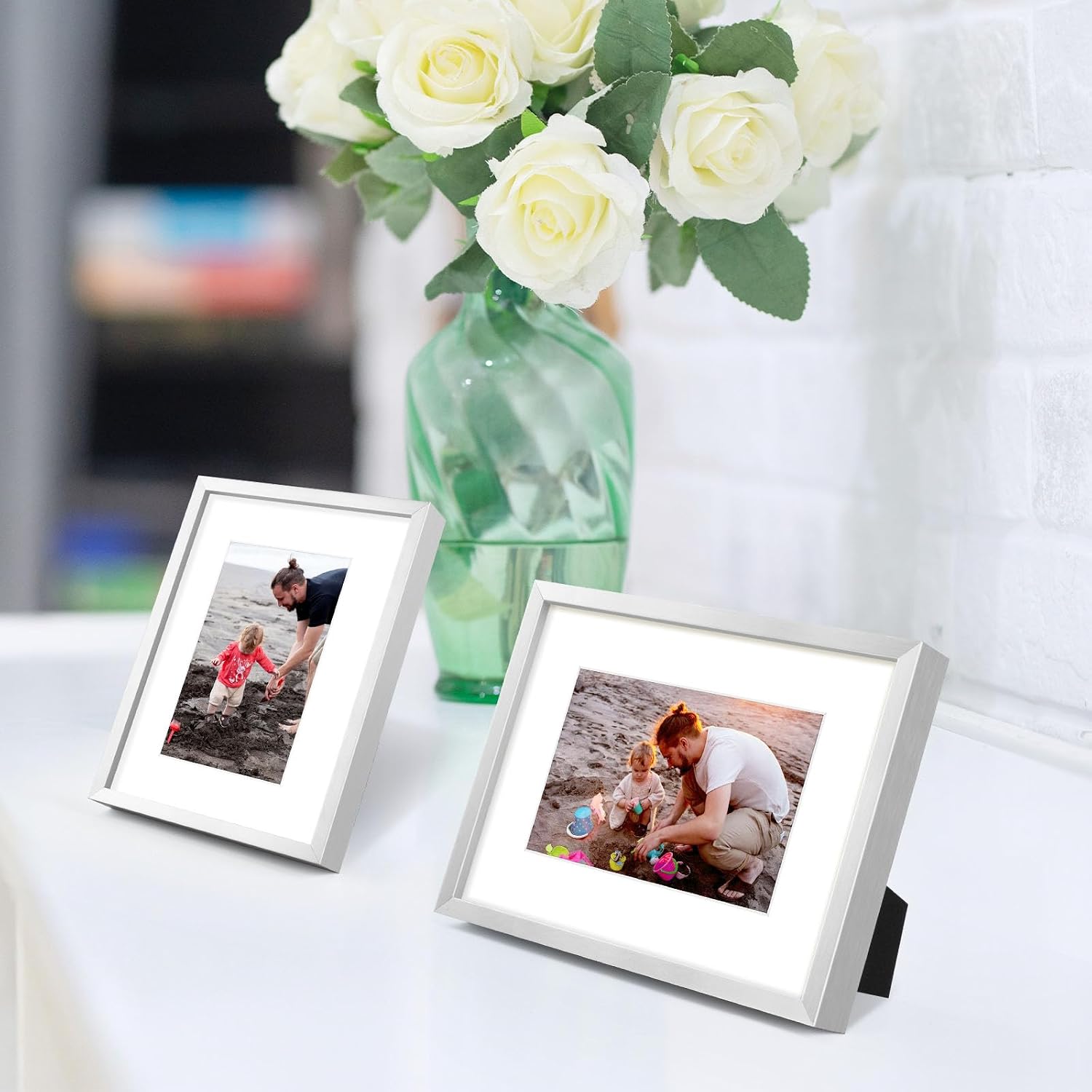 Golden State Art, Silver 6x8 Aluminum Picture Frame - Display Photos 4x6 with Mat or 6x8 inch Without Mat - Shatter-Resistant Glass Metal Photo Frame for Wall or Tabletop Display (2 Pack)