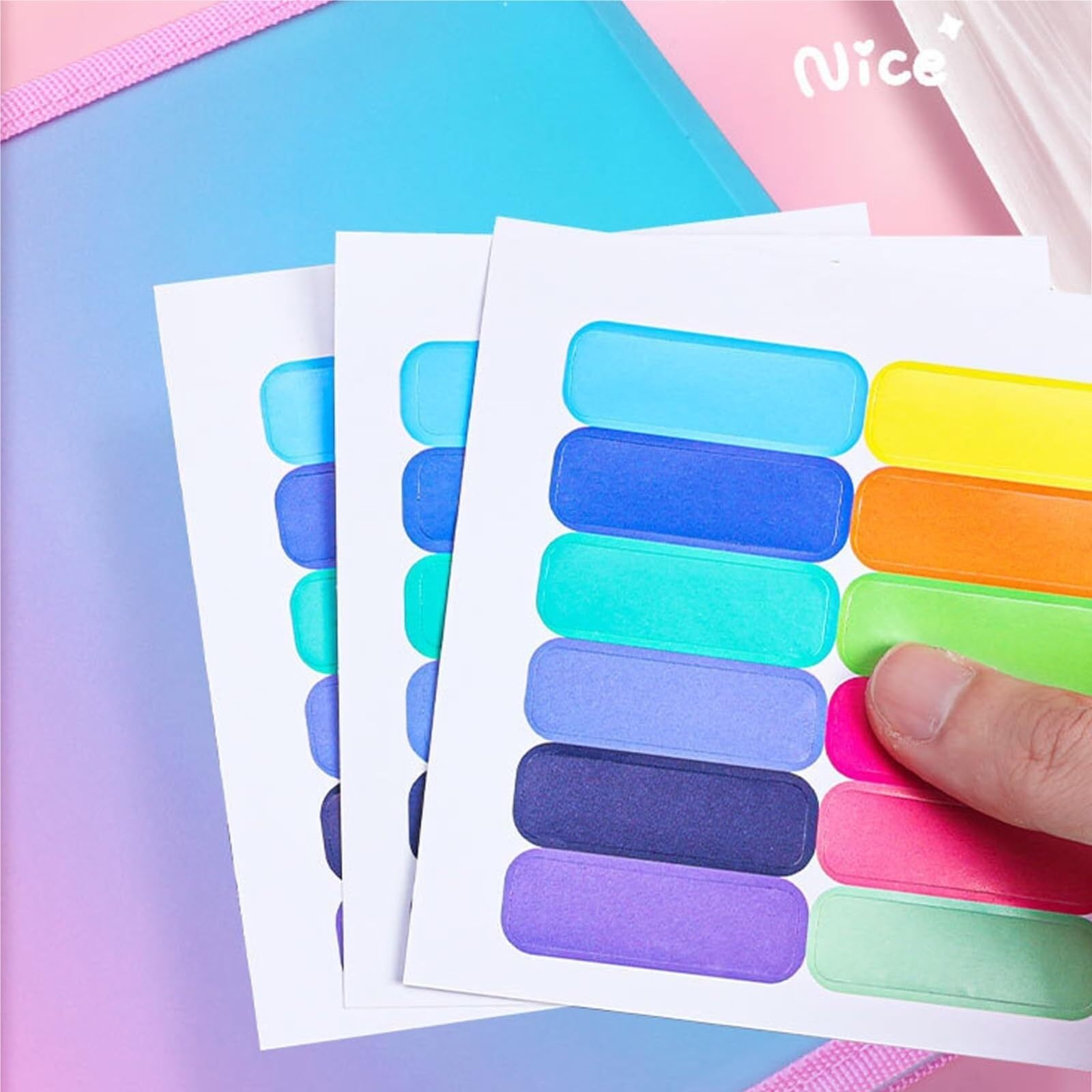 Dossier de classement de couleurs dégradées avec autocollants d'index