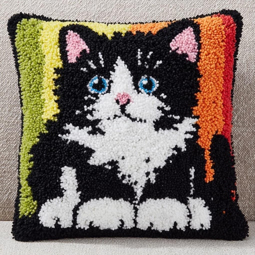 AxiangziK Latch Hook Cushion Kits for Adults,Tuxedo Cat