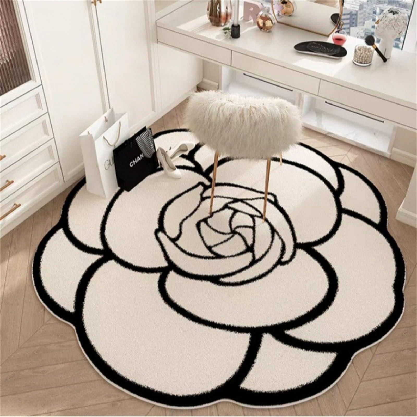 Tapis chambre à coucher motif camélia Odot pour créer une ambiance festive chaleureuse
