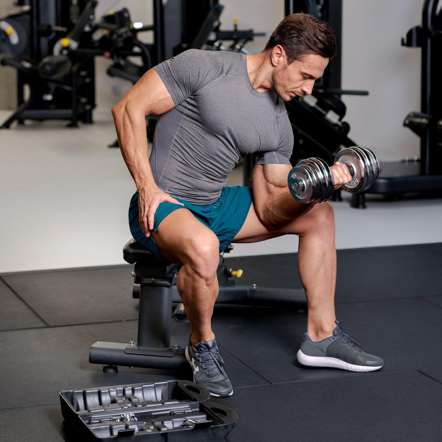Gusseisen Hantelset mit Sternverschlüsse - 20kg Hantelset - Verchromten Hantelstange, Verstellbare Kurzhantel Set, Gewichte, Gym Zubehör fur Kraftraining und Fitness