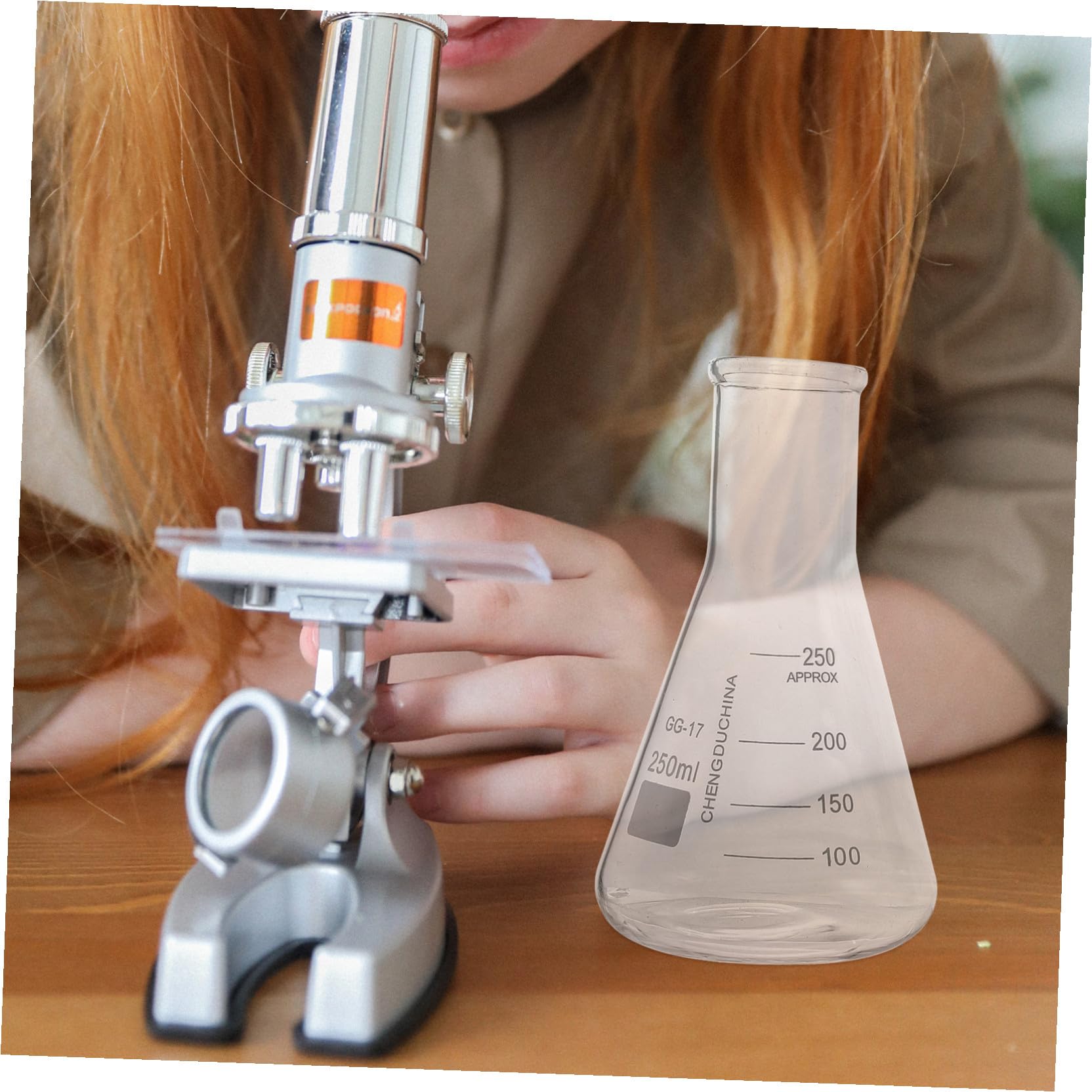 BESTonZON Ensemble de 9 Pièces d'Ustensiles de Laboratoire Scientifique en Verre Épais Cylindre Gradué Bécher Fiole Conique Échelle pour Mesure Précise Adapté aux Étudiants et