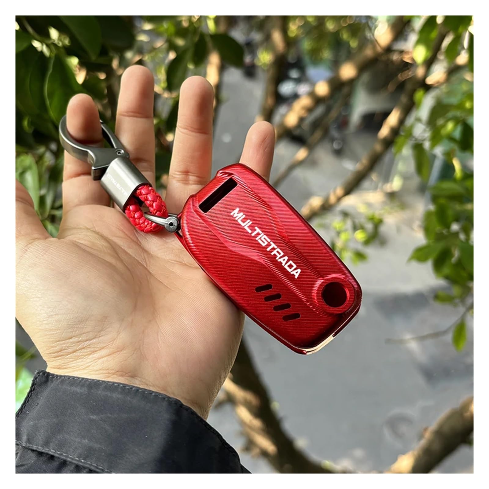 Etui ochronne na kluczyk motocyklowy do Multistrada 950 1260 S 2017+ akcesoria motocykl klucz zdalna osłona CNC łańcuszek i brelok do kluczy (B tytan)
