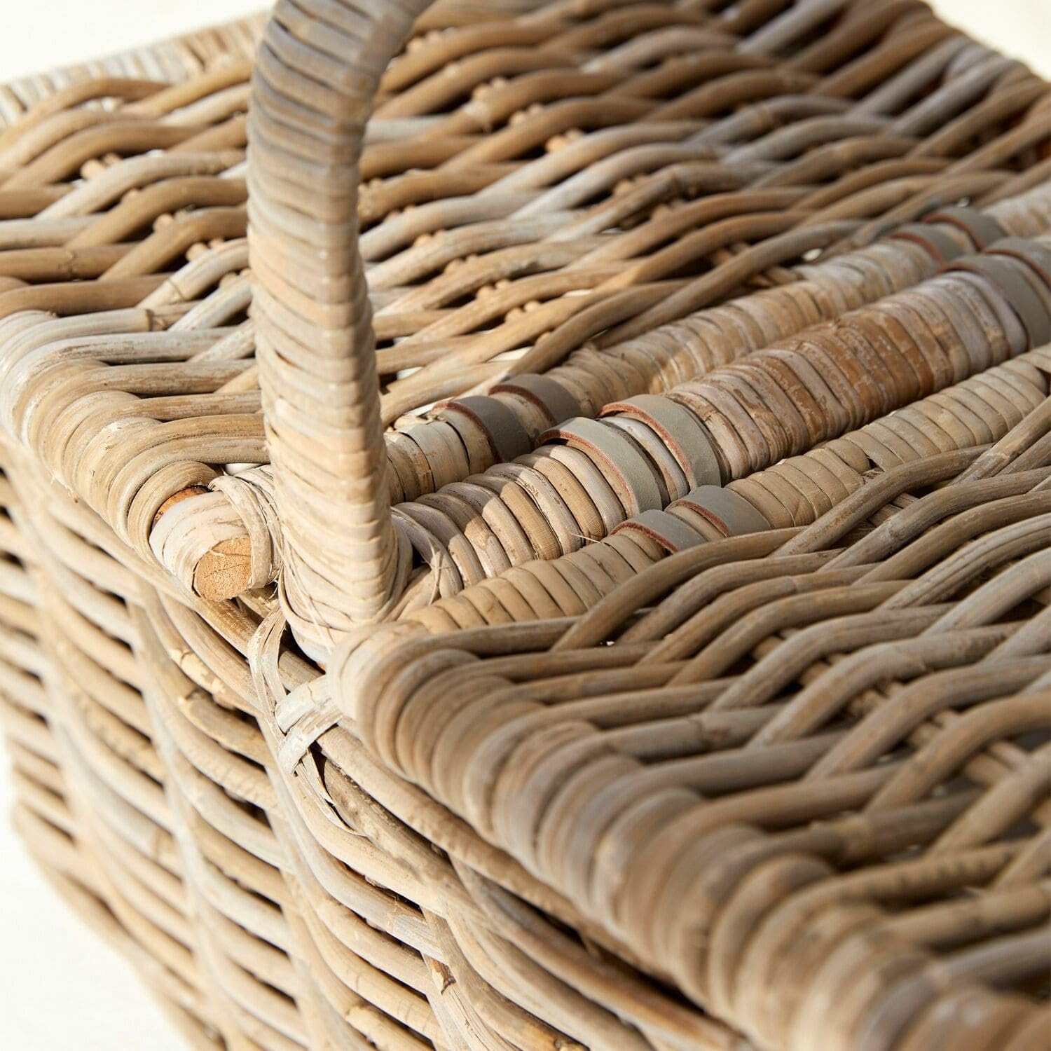 Loberon Mandeure Panier - pour Les Courses et Les Pique-niques - Tressé à la Main, Marron