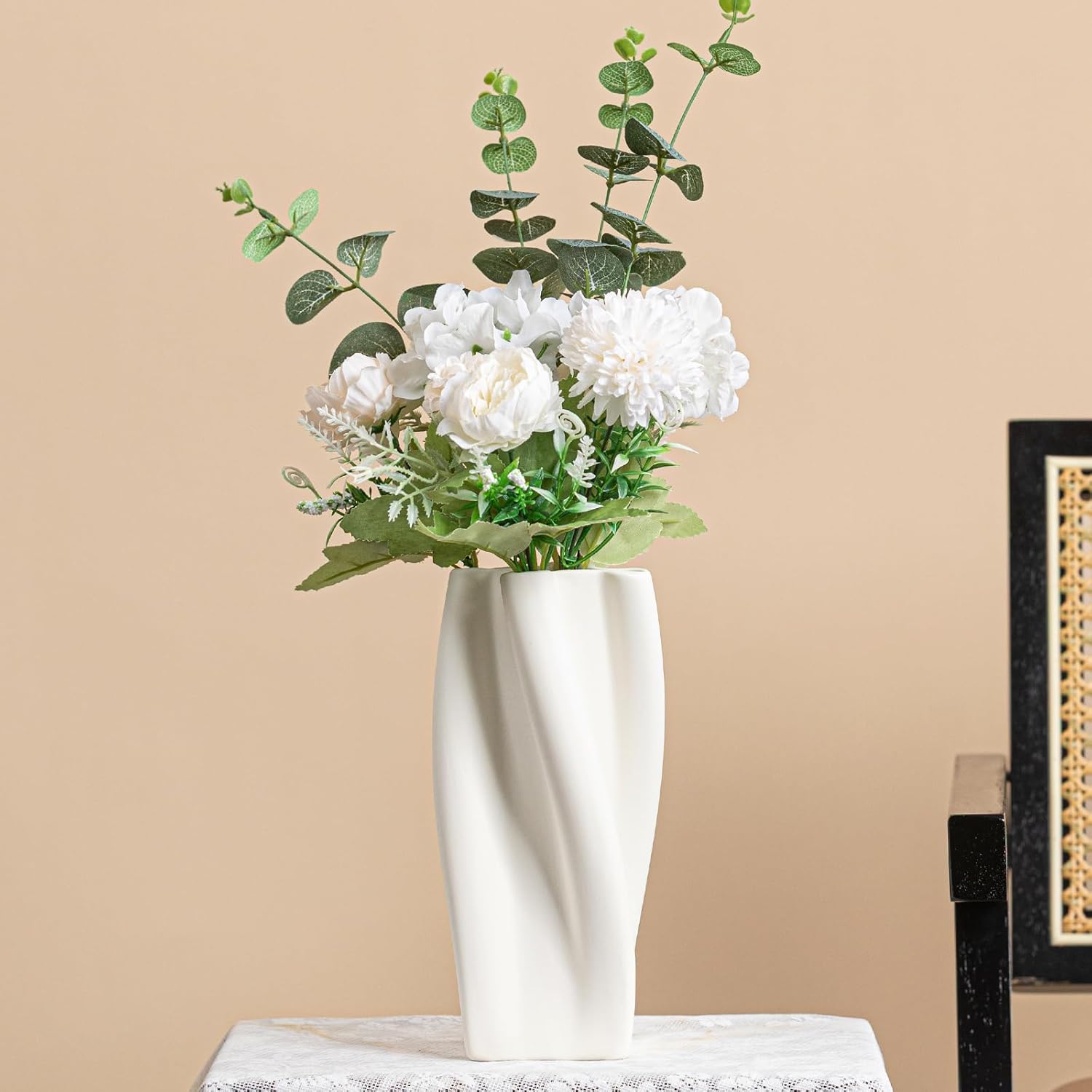White Ceramic Vase 8.9" Matte Finish - Unique Ruffled Vase for Home Decor, Living Room, Office, Centerpieces - Gift for Self & Friends, Boho Farmhouse Decor
