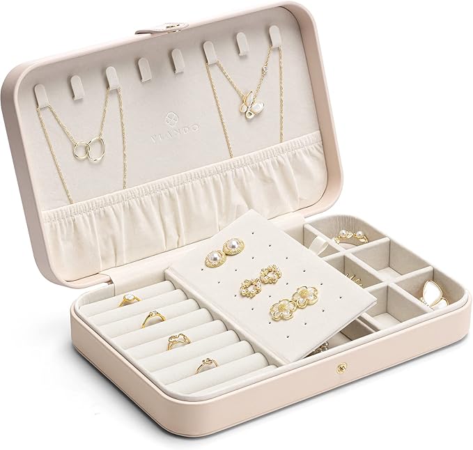 Vlando Travel Jewelry Case for Women Portable Leather