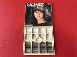 Amazon.co.jp: 中森明菜セカンドラブ鏡の中のJシングルCD 10SL