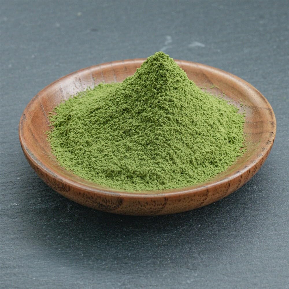 vitalundfitmit100 Uji Premium Matcha Pulver 30 g – süßlicher Geschmack – fein vermahlen