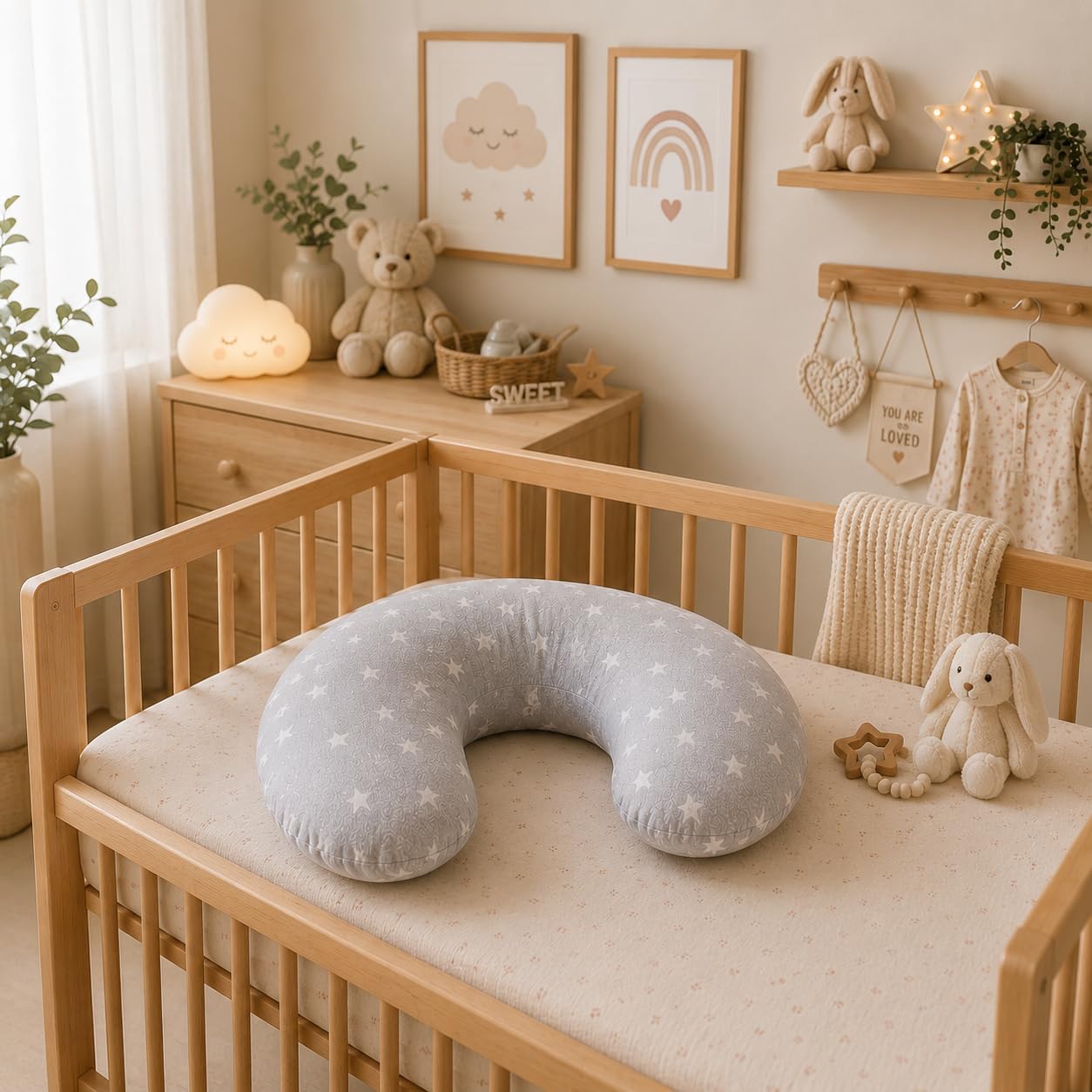 Almohada de lactancia de maternidad y embarazo con funda de algodón extraíble multicolor Small white stars on grey background