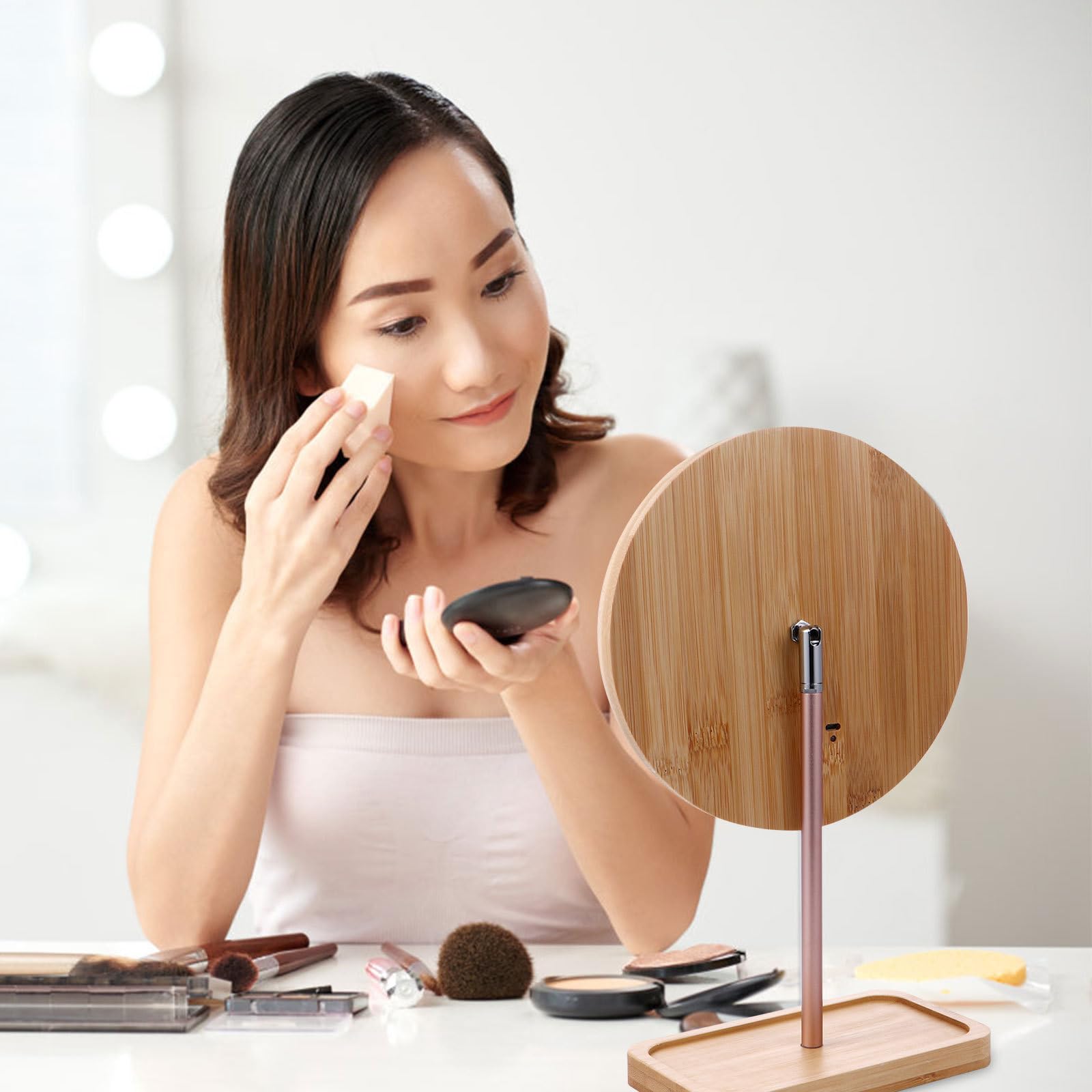 Genérico Espejo y Madera Beige Material Sintético de Maquillaje LED con Base Estable y Diseño Táctil Adecuado para Maquillaje Diario y Obsequio Elegante