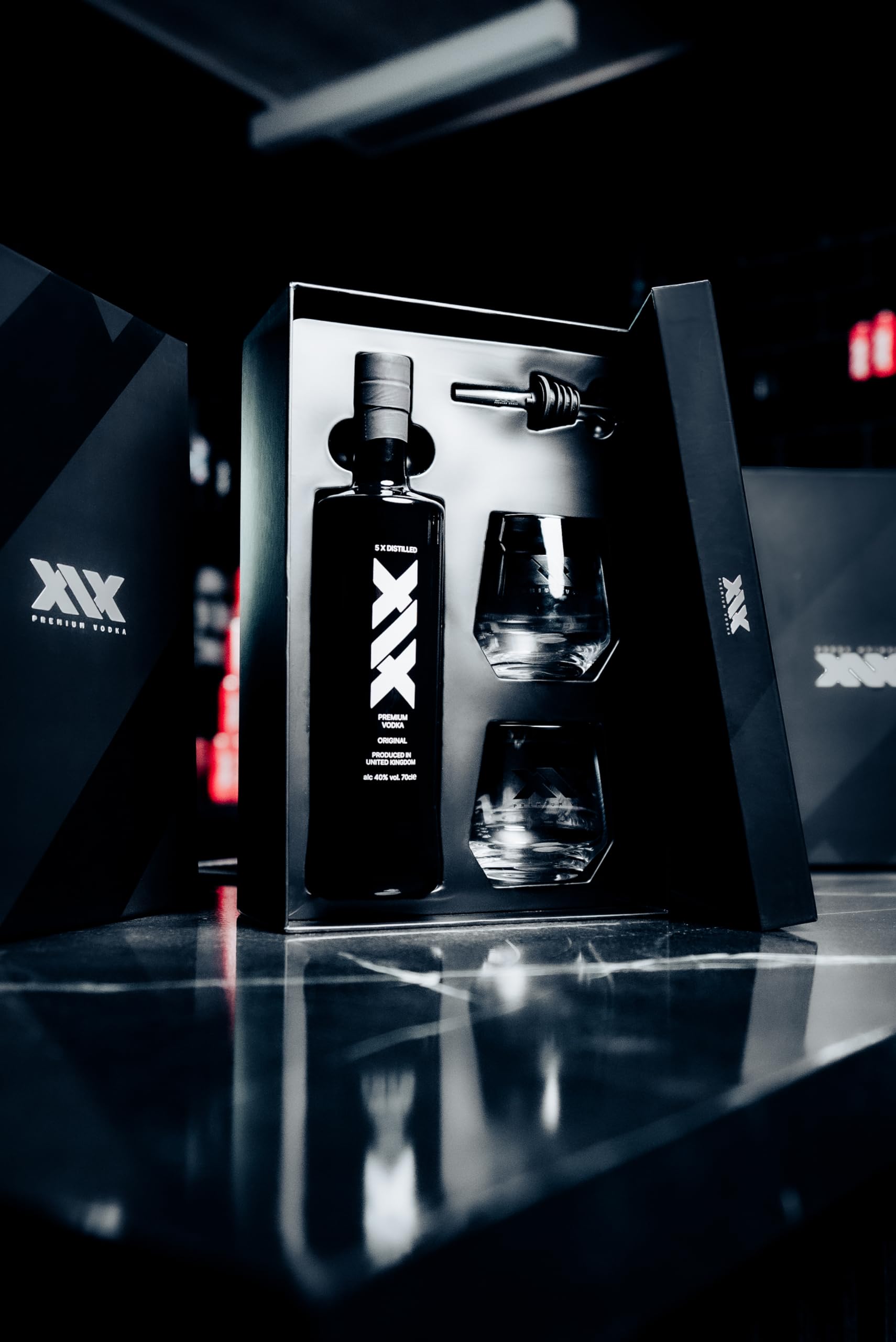 XIX Premium Vodka Gift Set : Amazon.co.uk: Grocery