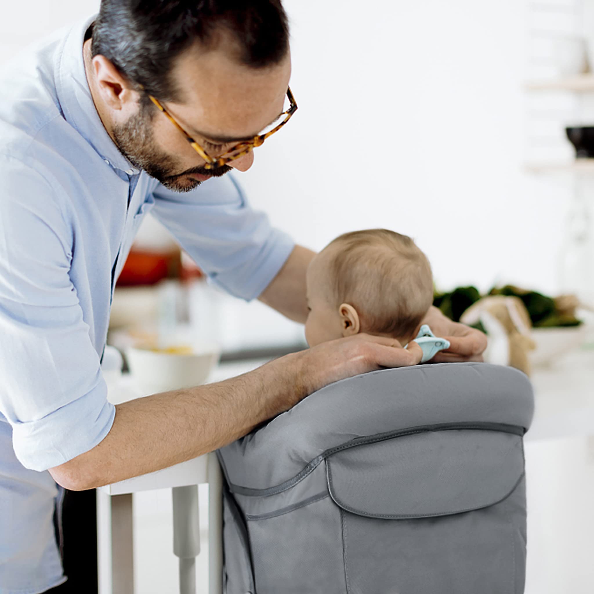 Faltbare Tischsitze Baby Boostersitze mit 3-Punkt Sicherheitsgurt & Anti-Rutsch-Klemmen Ergonomischer Kinder Esszimmerstuhl Sitzerhöhungen Tragbar Babysitz für Zuhause & Reise (Grau)