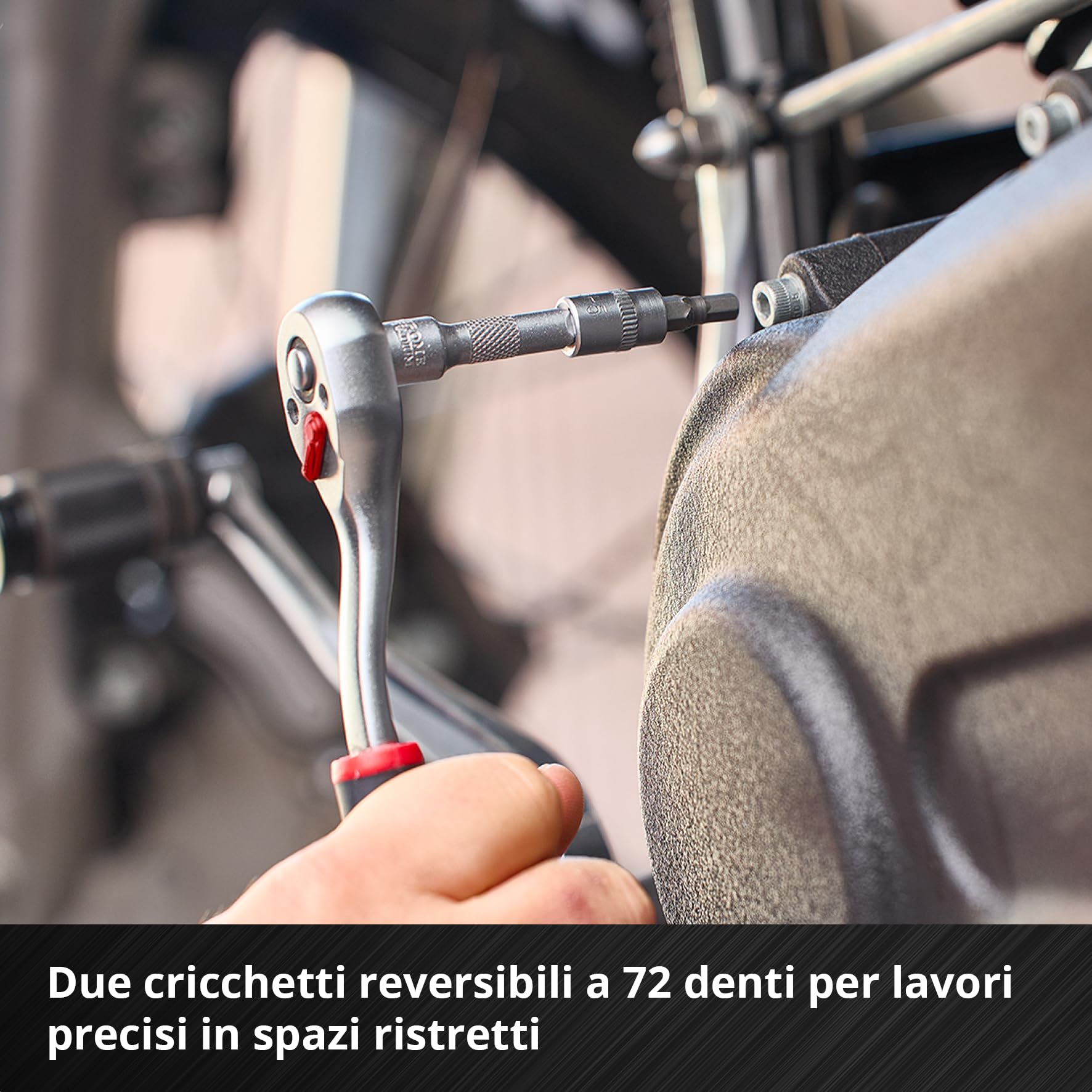 Einhell 110 pezzi set di bussole e cricchetto | Set di bussole | cricchetti | assortimento di inserti | impugnatura per cacciavite | chiavi esagonali | valigetta inclusa