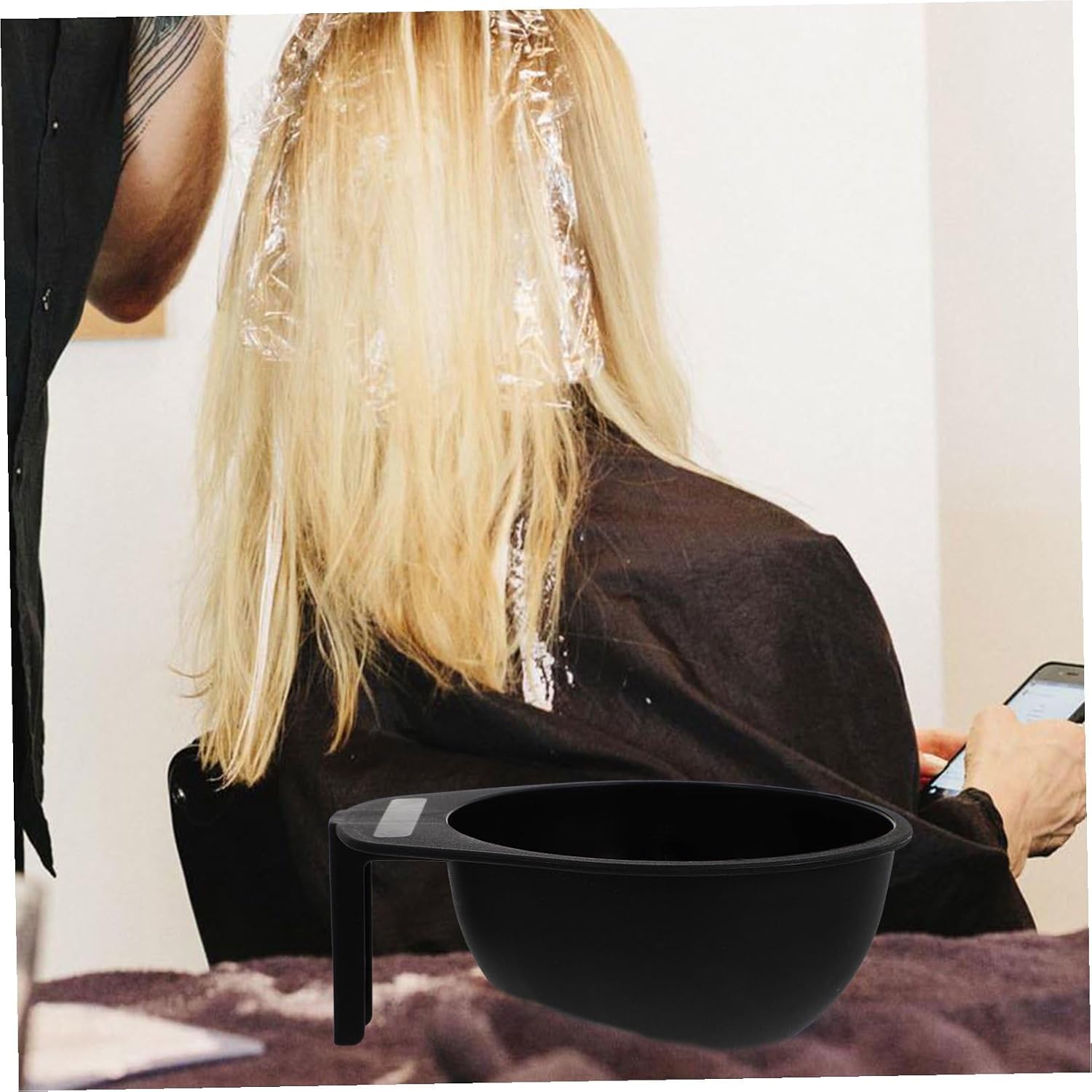 Wakauto 4pcs Hair Dye Tint Mixing Bowls with Handles Plastic Hair Color Bowls for Salon and Home Use