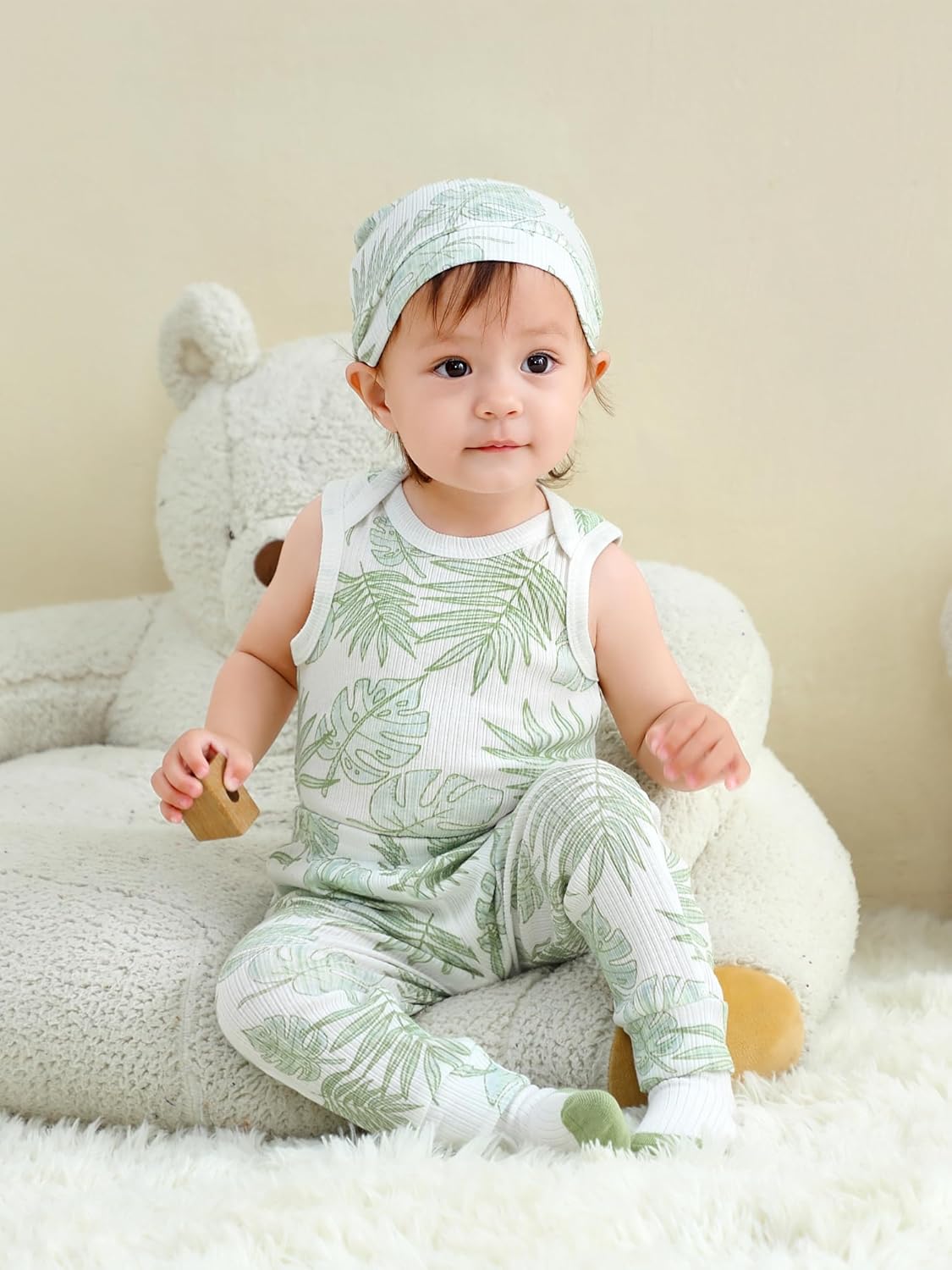 Baby Boy Girl Clothes Cotton Unisex Newborn Layette Gift Set and Accessories 18 Pack Baby Outfit 0-12Months