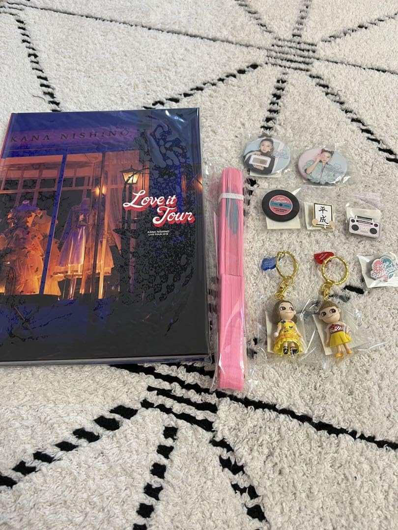 西野カナ まとめ買いお値引きします^ ^ 495406643.jpg?1539081158