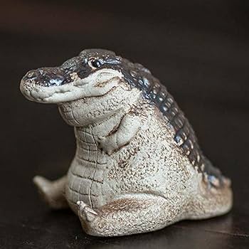 ワニのオブジェ、ワニフィギュア、木彫りワニ、ワニ、特大ワニ、123センチワニ Amazon.co.jp: [Zqkimzi] ぽっちゃり動物の飾り |ワニの