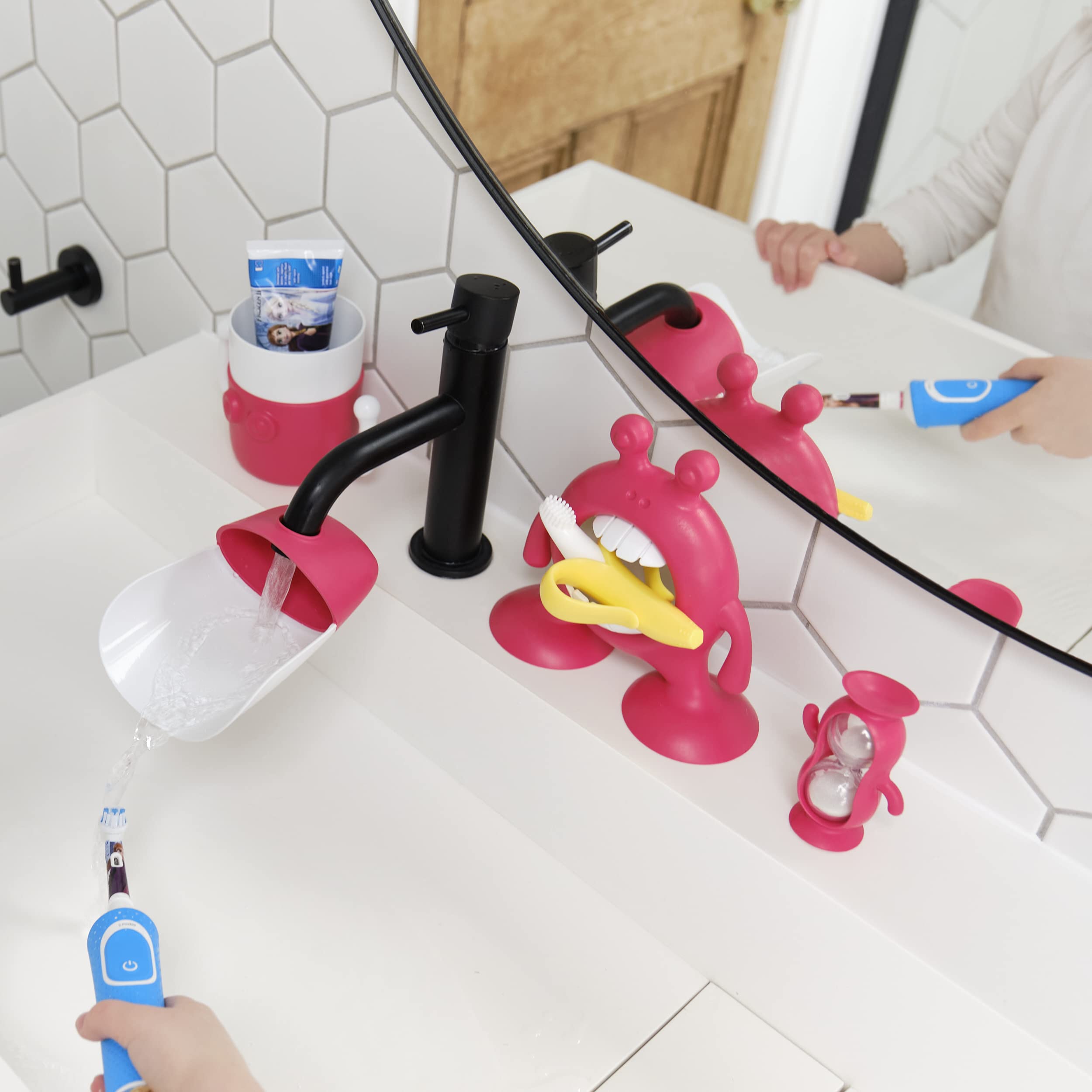 Prince Lionheart Eyefamily Set Bagno Completo Blu | Estensore Rubinetto, Timer, Portaspazzolino E Tazza | Kit Igiene Divertente Per Bambini - 2