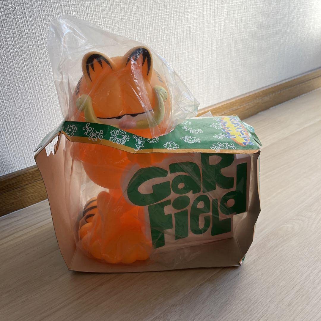 Amazon.co.jp: ガーフィールド 貯金箱 : おもちゃ