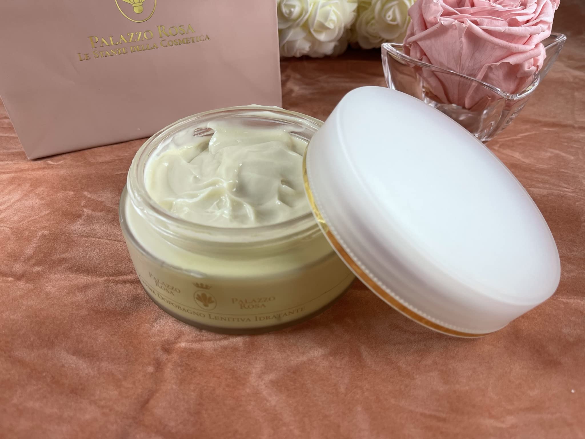 Palazzo Rosa - Piękno Twojego naturalnego ciała w 100% organicznego i wyprodukowane we Włoszech - najlepsze dla skóry prosto z róży damasceńskiej - LENITIVY NAWILŻAJĄCY PRZECIWODNIAJĄCY KREM Z SZKŁA