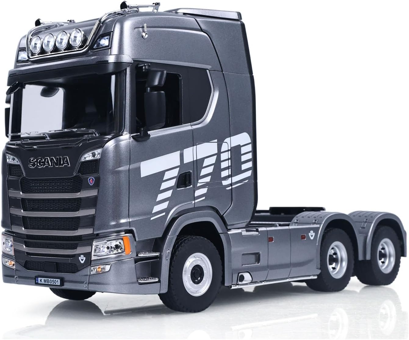 770S Plastic 1/18 RC Tractor Truck Finished Model RTR 7.4V Battery Radio 19CH Light Sound Effects Remote Control Lorry Car Model for Ages 15+(Grey)